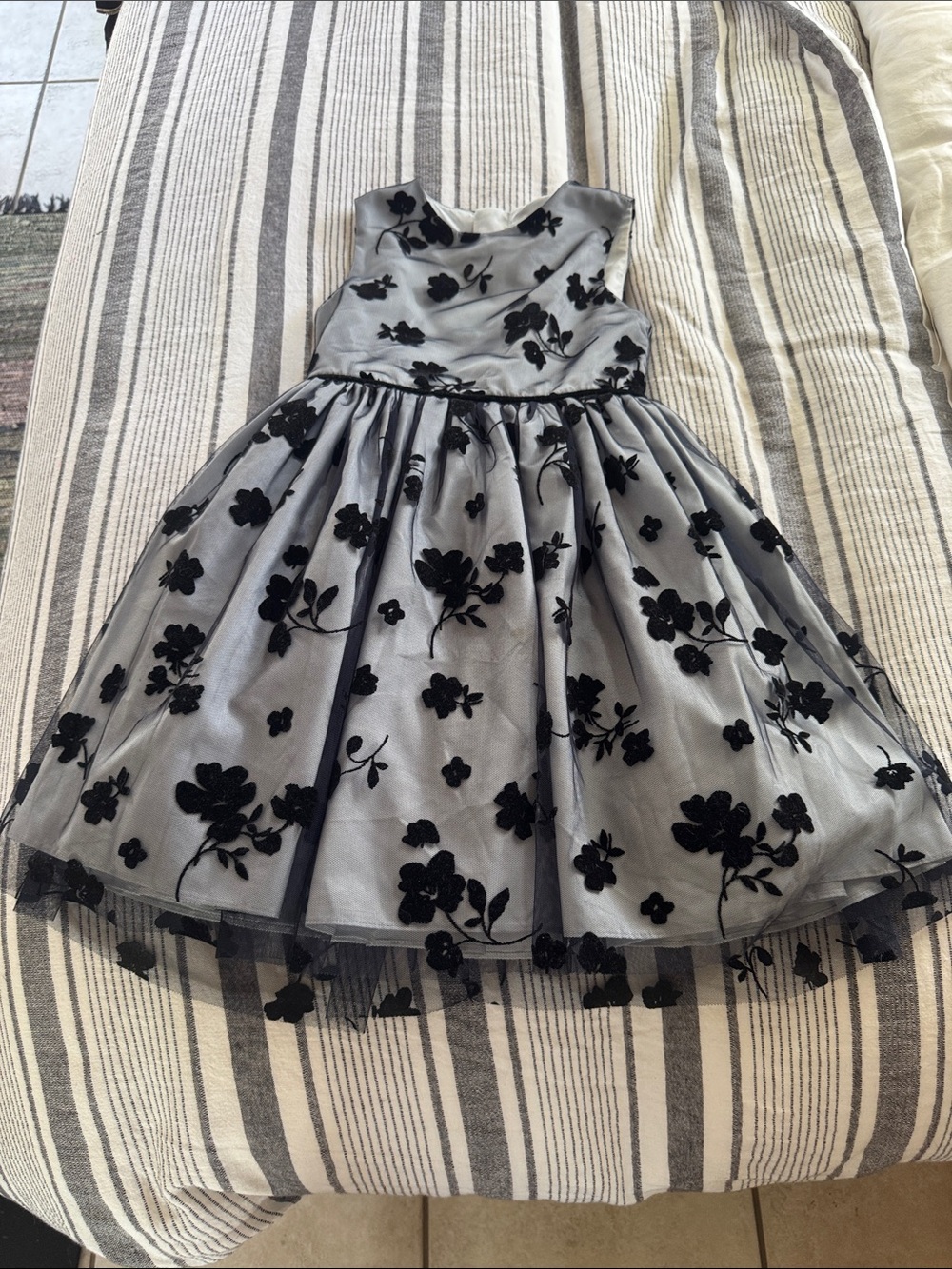 Peppa & Julie Girls' Pale Blue Floral-Overlay Party Dress 6x
